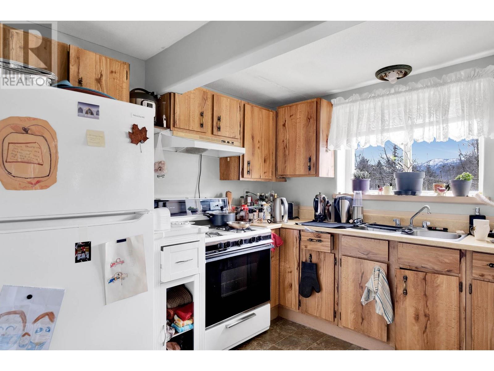 5028 Elliott Avenue Lot# 5, Peachland