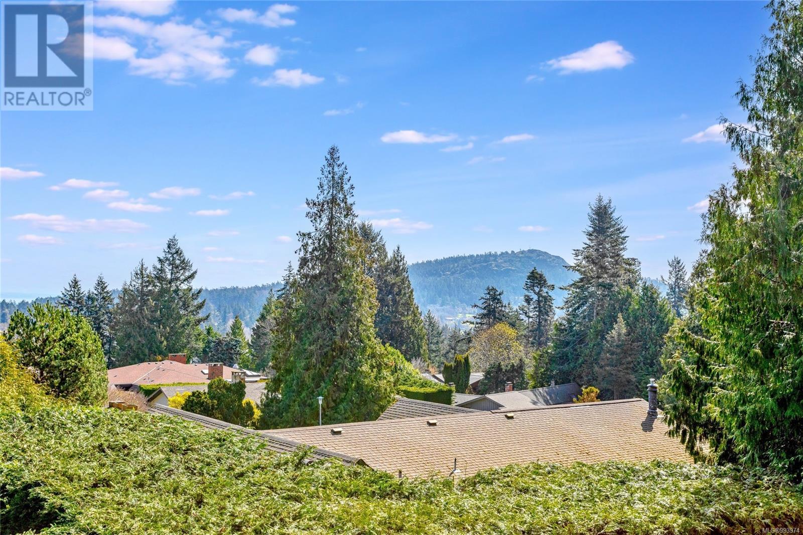  4689 Boulderwood Drive, Saanich