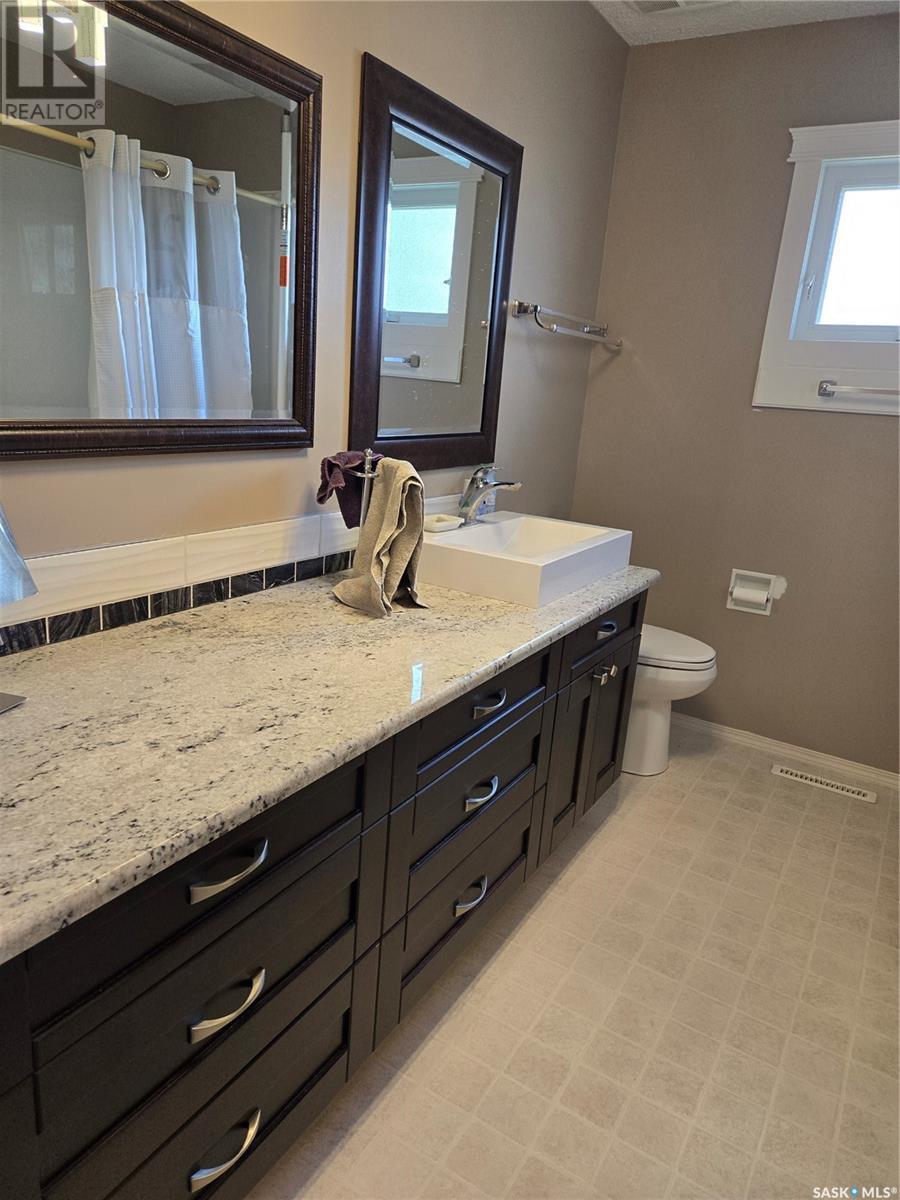 Photo 21 of 314 Milden Street, Conquest SK