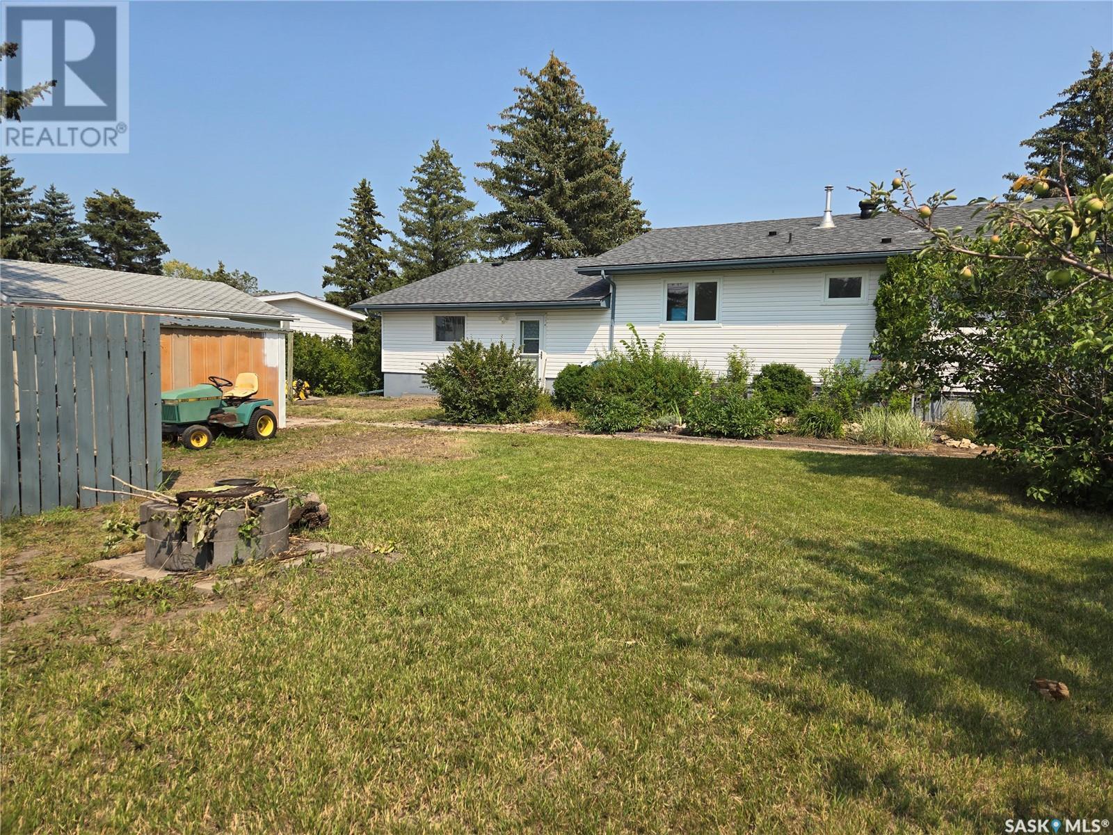 Photo 36 of 314 Milden Street, Conquest SK