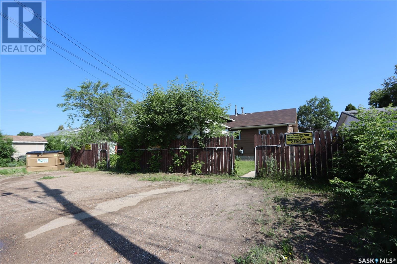 Photo 9 of 835 7th Street E, Prince Albert SK