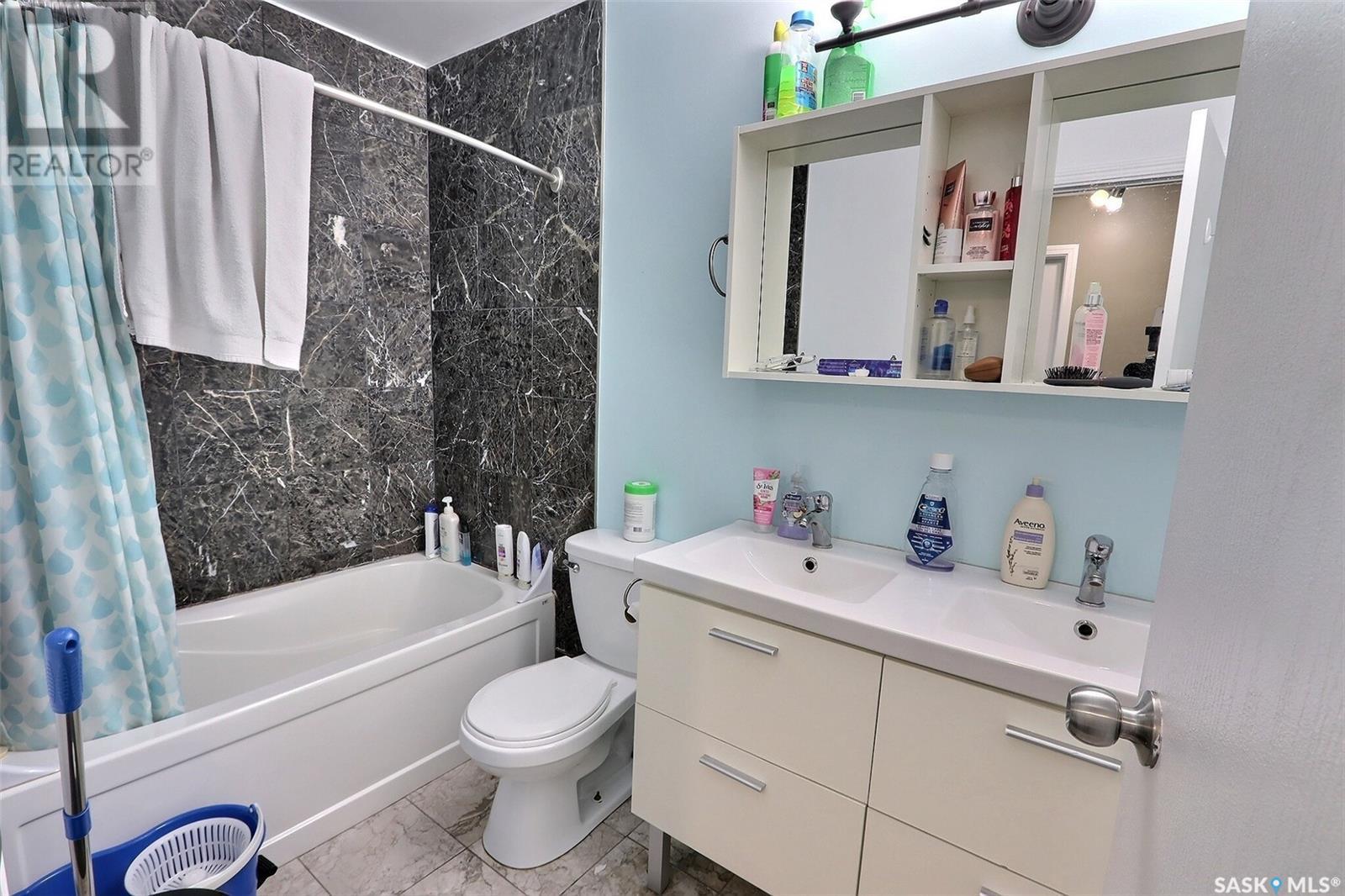 Photo 12 of 835 7th Street E, Prince Albert SK