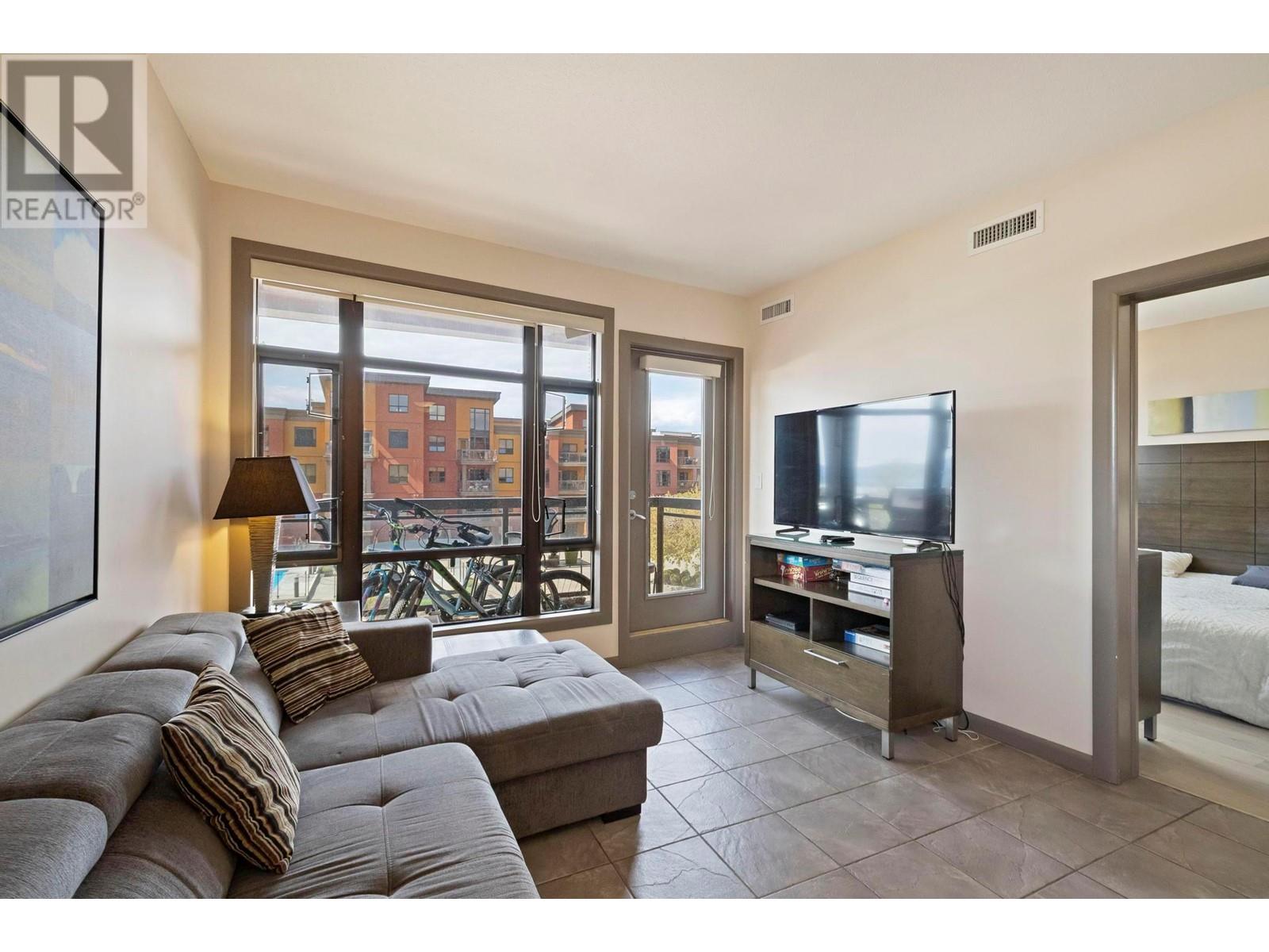 #543 654 COOK ROAD - Image 9