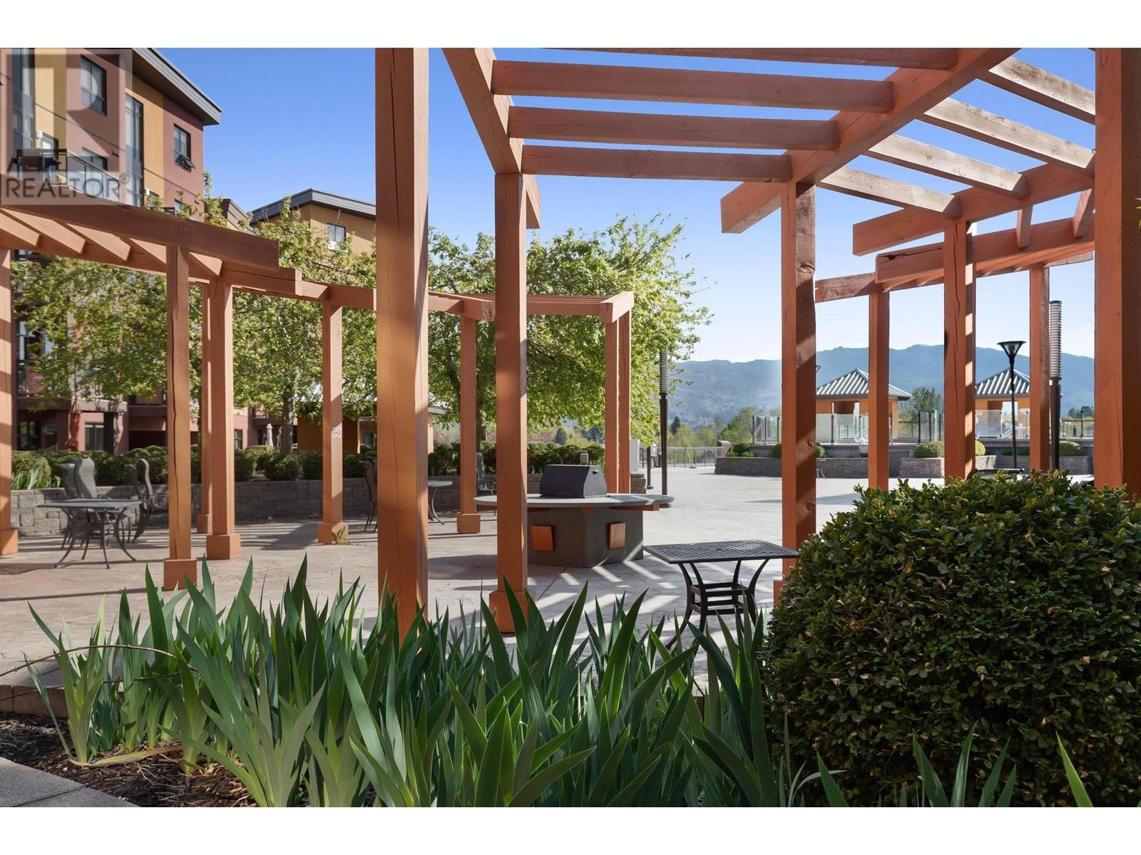 #543 654 COOK ROAD - Image 25