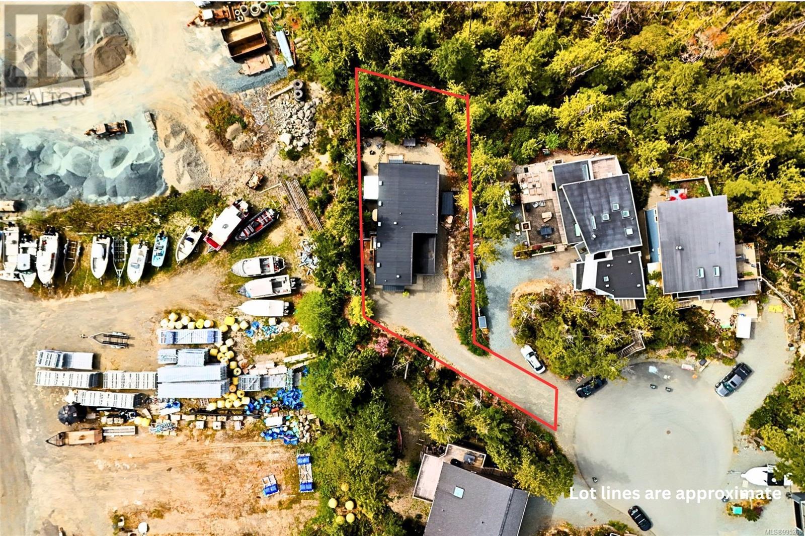 623 Yew Wood Rd, Tofino