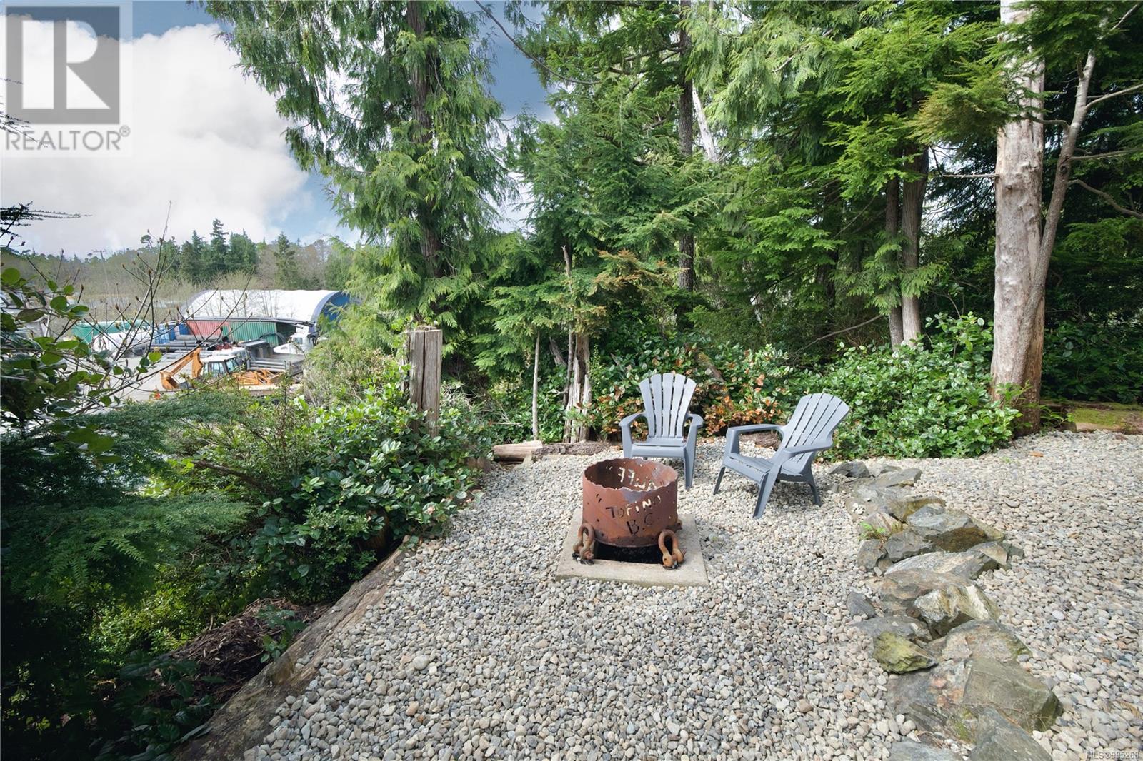 623 Yew Wood Rd, Tofino