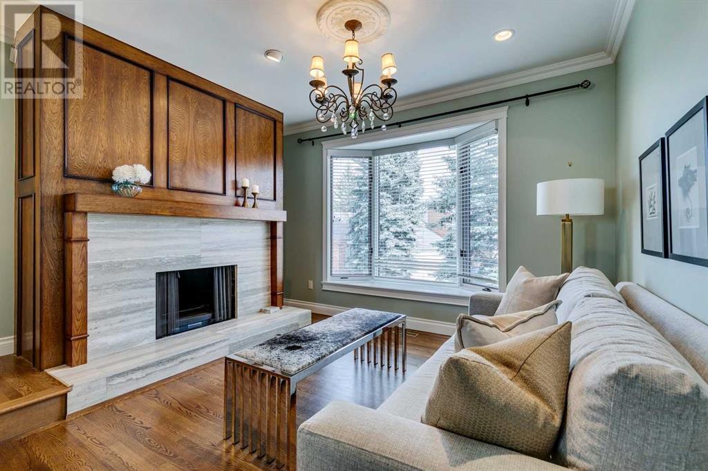 Single Family House for Sale in   Oakmount Court SW Oakridge Calgary 