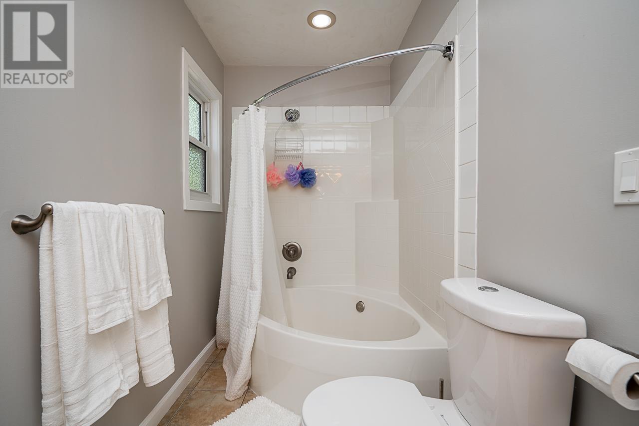 101 COLLEGE PARK WAY, Port Moody real estate listing R2995292