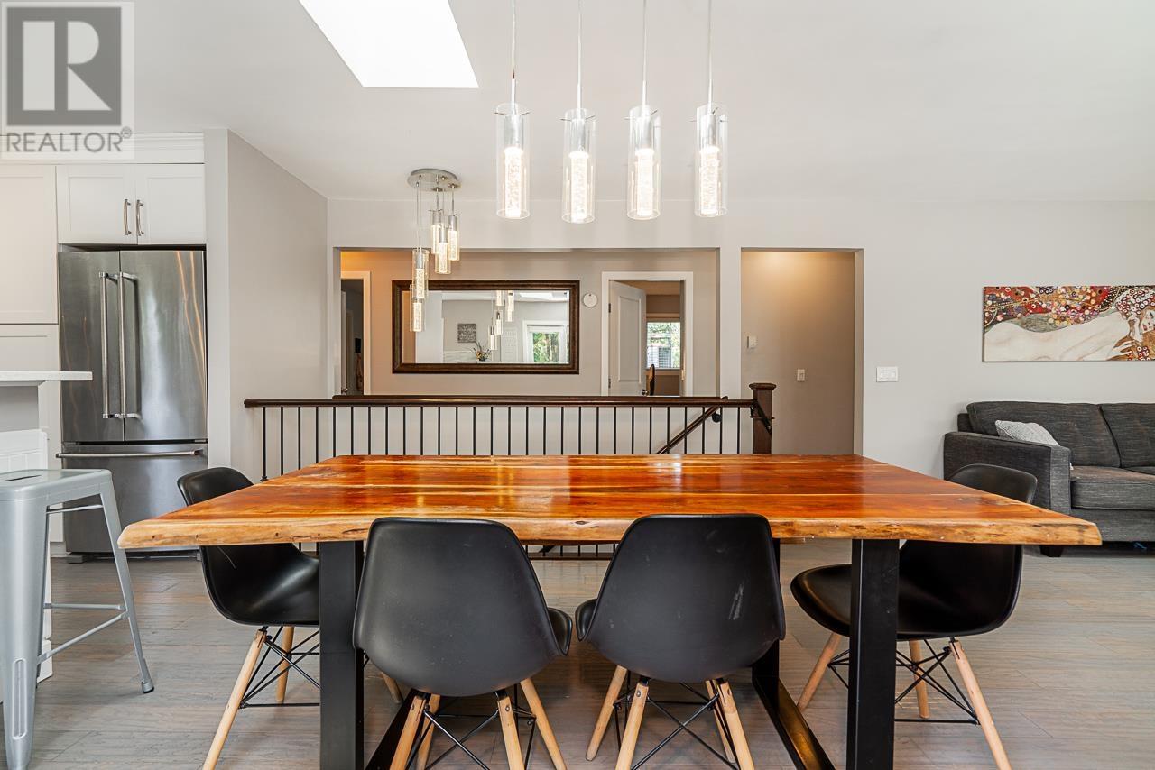 101 COLLEGE PARK WAY, Port Moody real estate listing R2995292