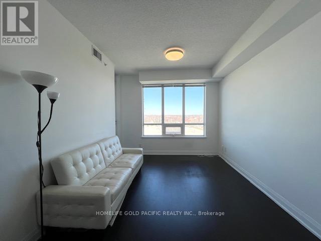 Photo 13 of 710 9582 Markham Road, Markham ON