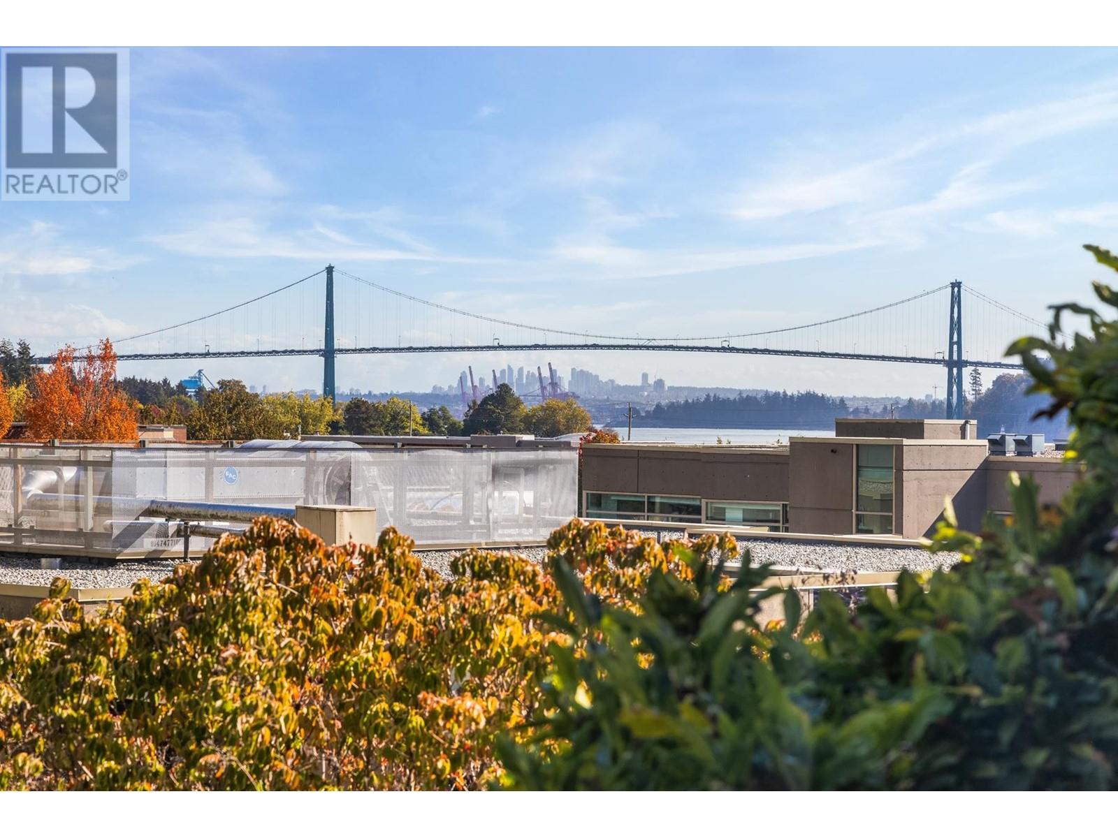 201 588 16TH STREET, West Vancouver real estate listing R2970780