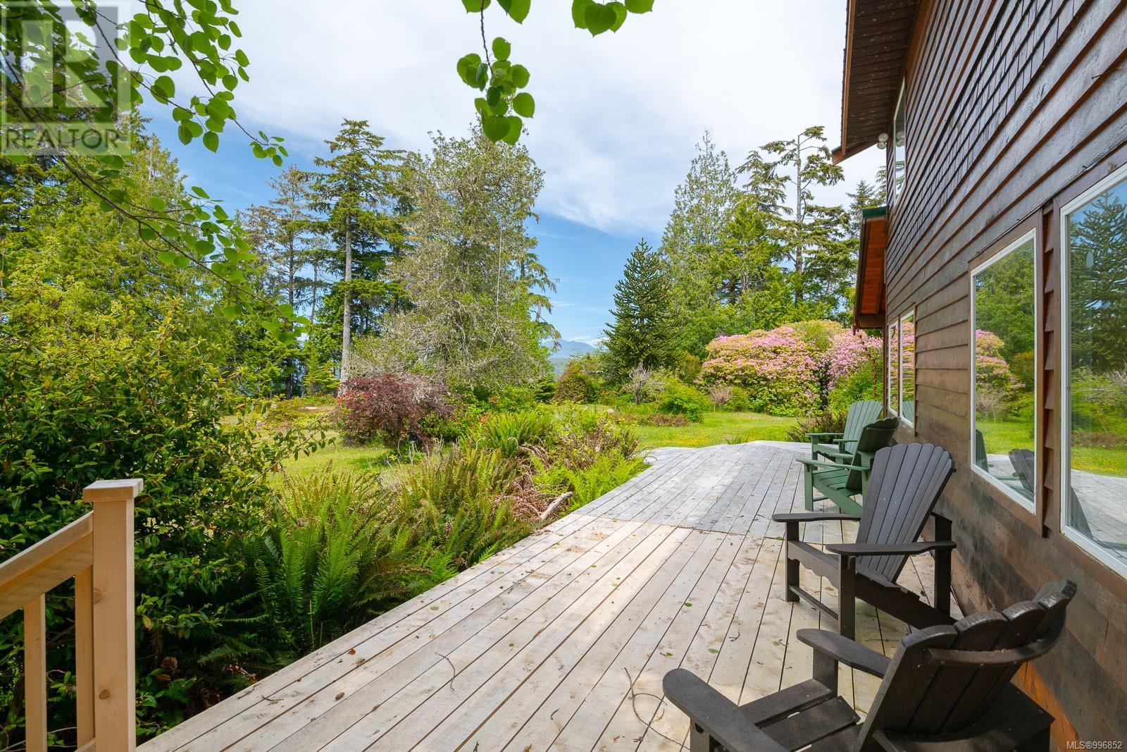 100 Mathers Lane, Bamfield
