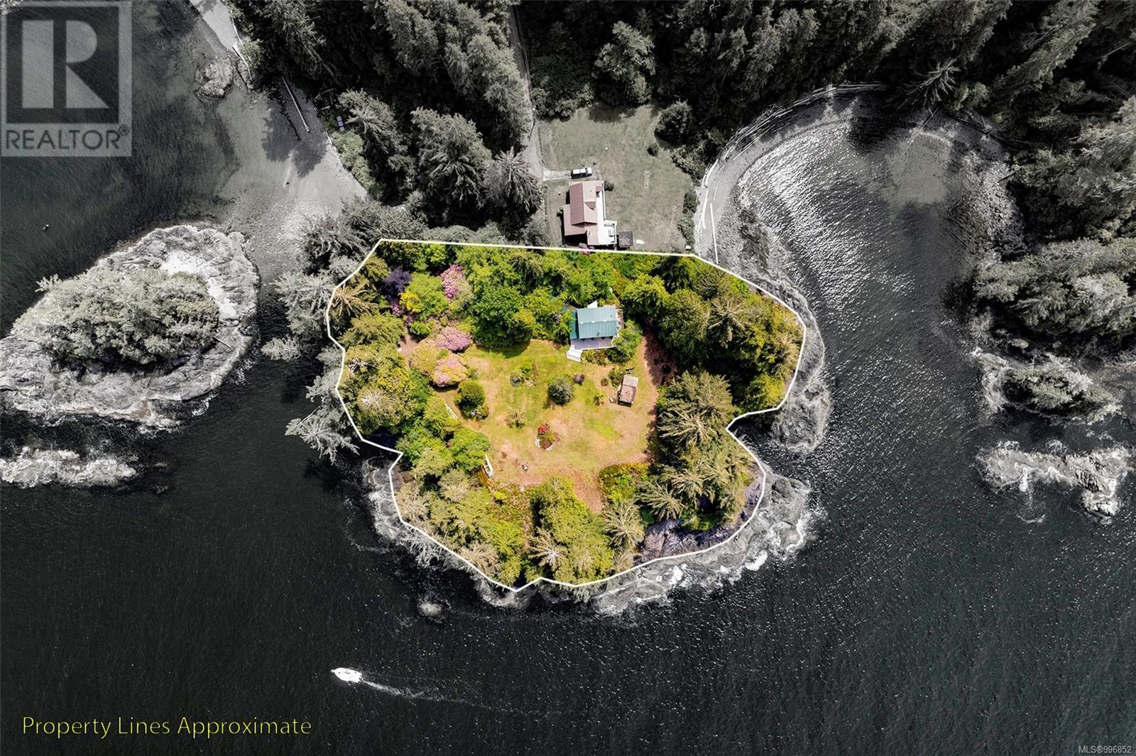 100 Mathers Lane, Bamfield