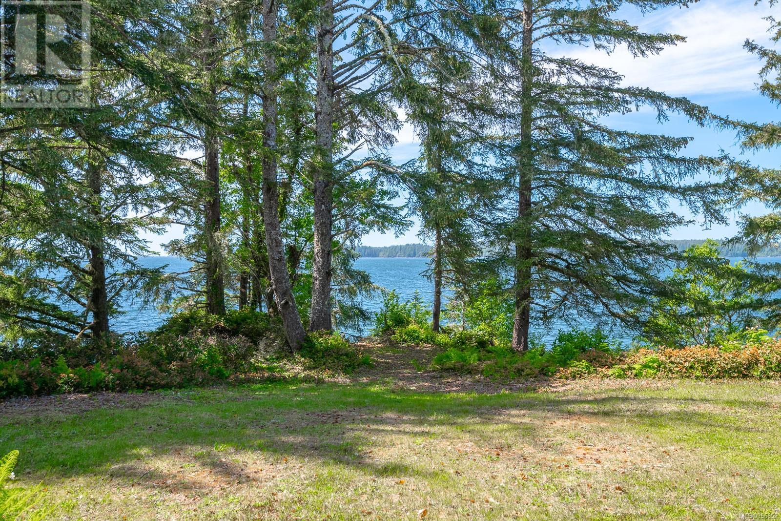 100 Mathers Lane, Bamfield