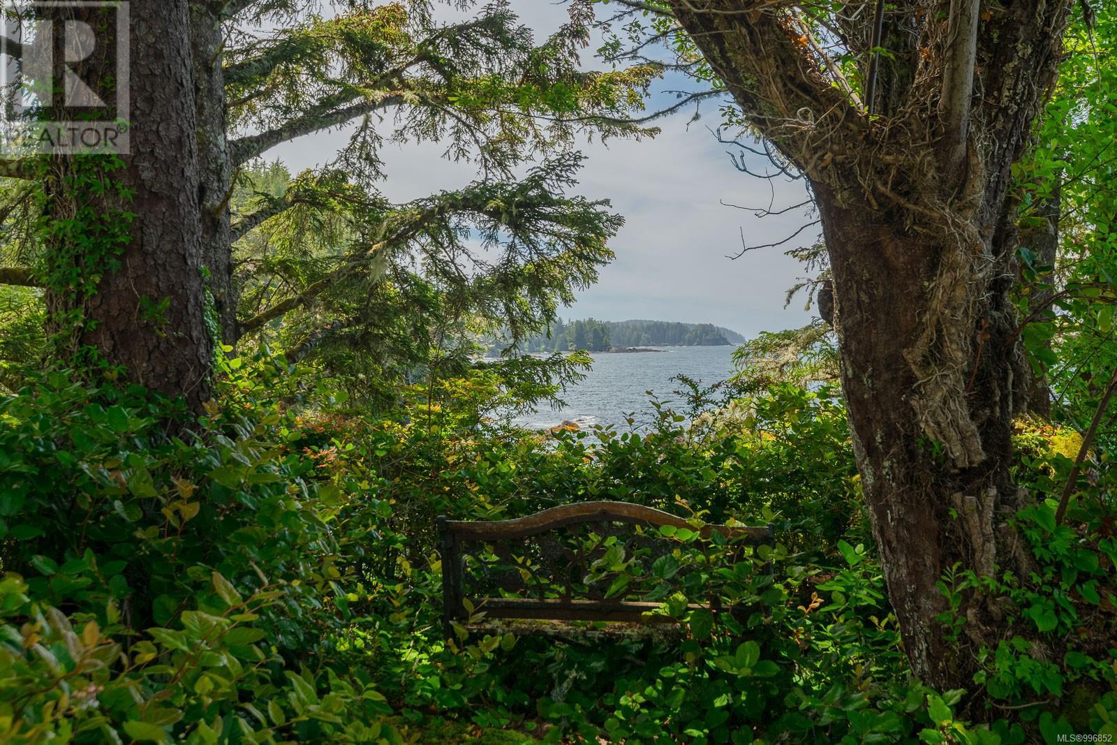 100 Mathers Lane, Bamfield
