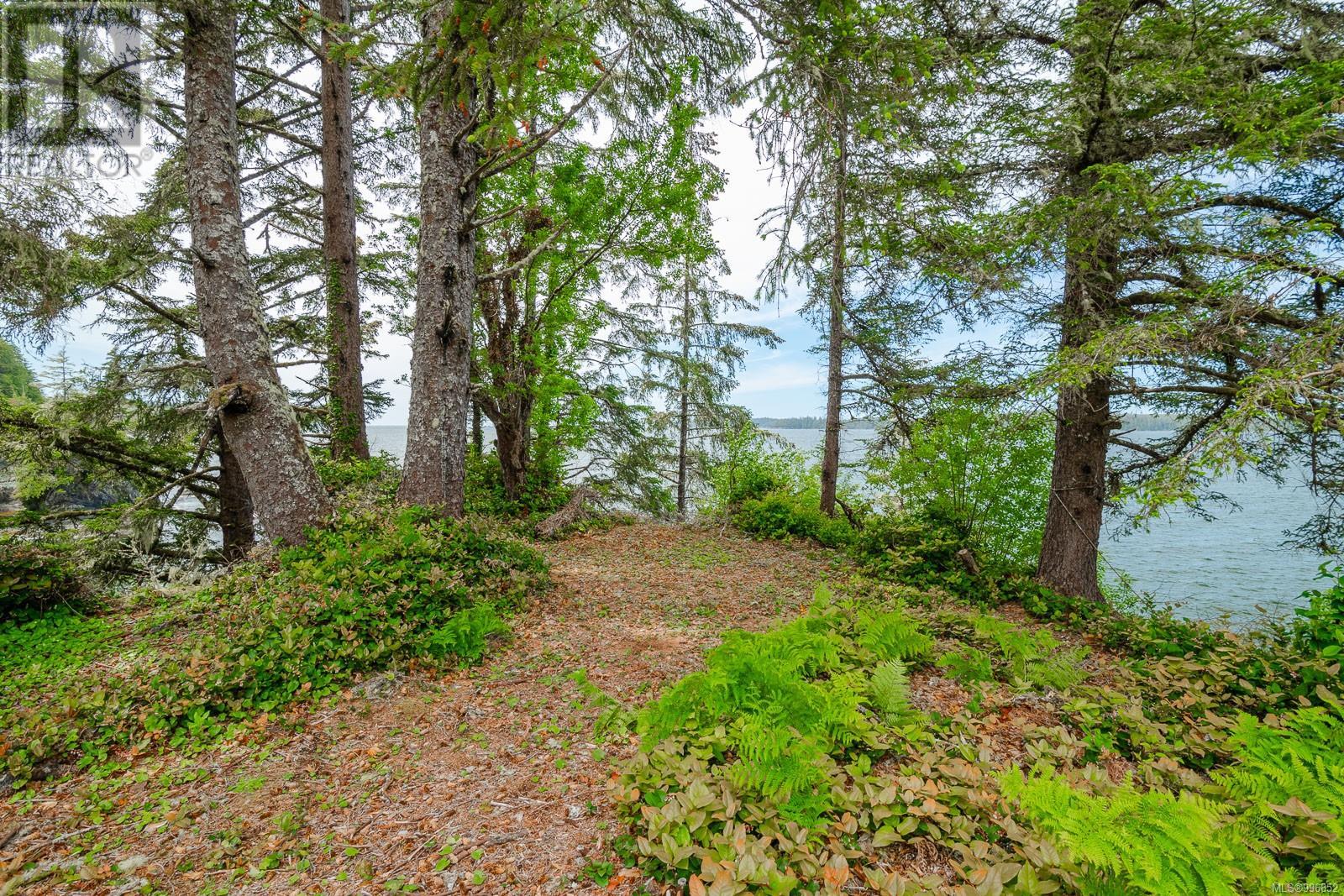 100 Mathers Lane, Bamfield