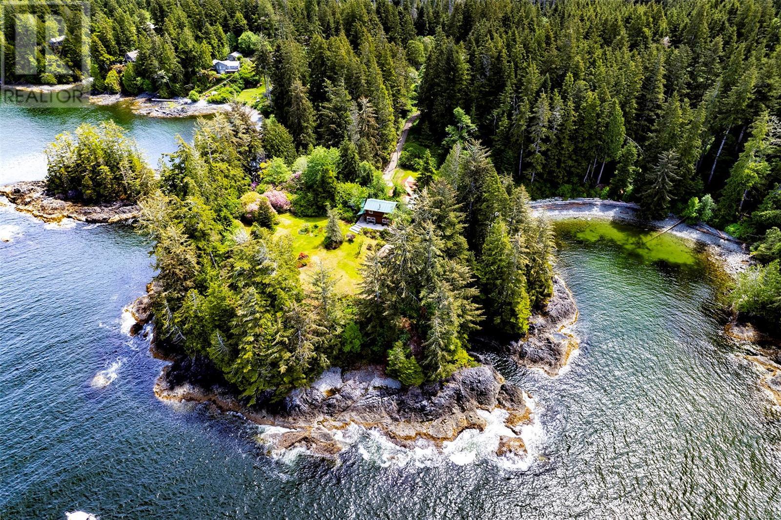 100 Mathers Lane, Bamfield