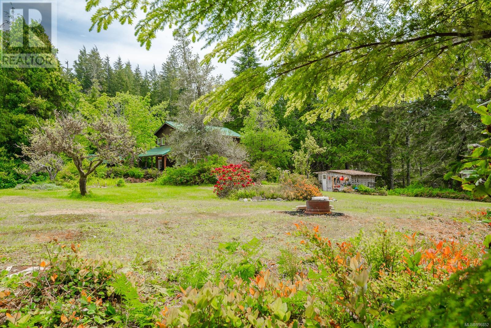 100 Mathers Lane, Bamfield