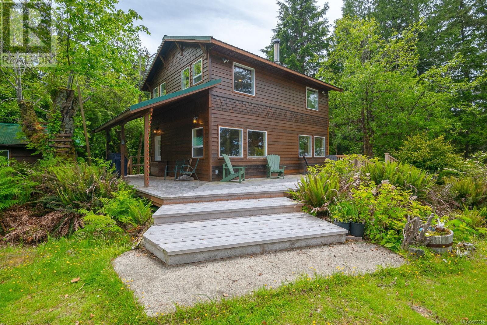 100 Mathers Lane, Bamfield