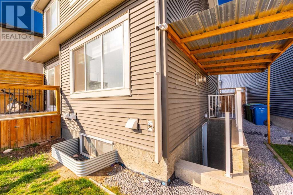 Single Family House for Sale in  Savanna Parade NE Saddle Ridge Calgary 