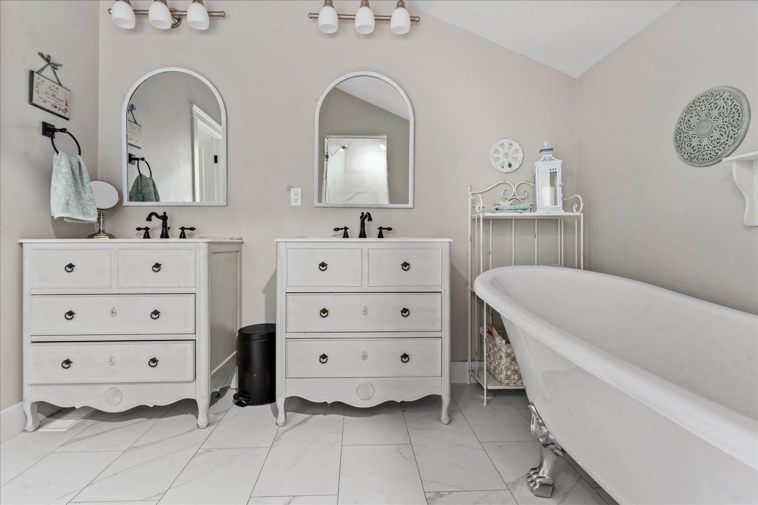 44 1885 COLUMBIA VALLEY ROAD, Cultus Lake South, Lindell Beach