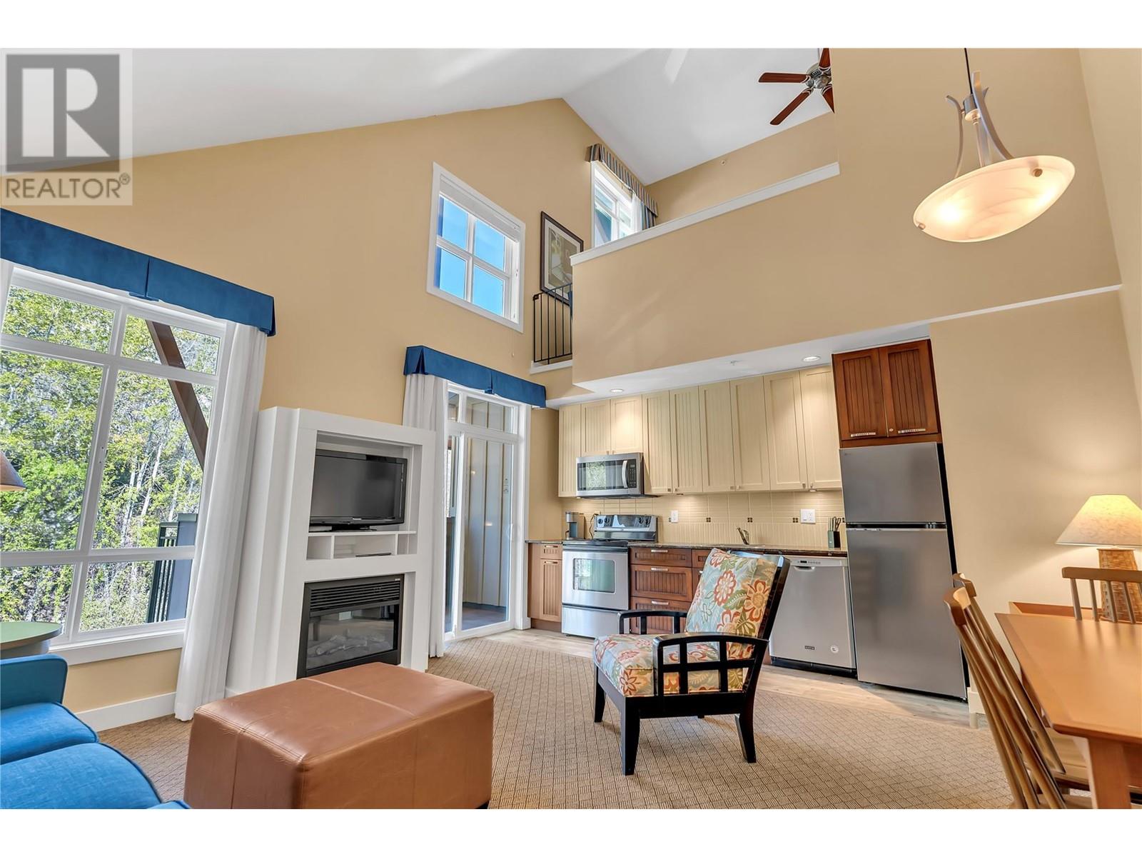 13011 Lakeshore Drive S Unit# 377, Summerland