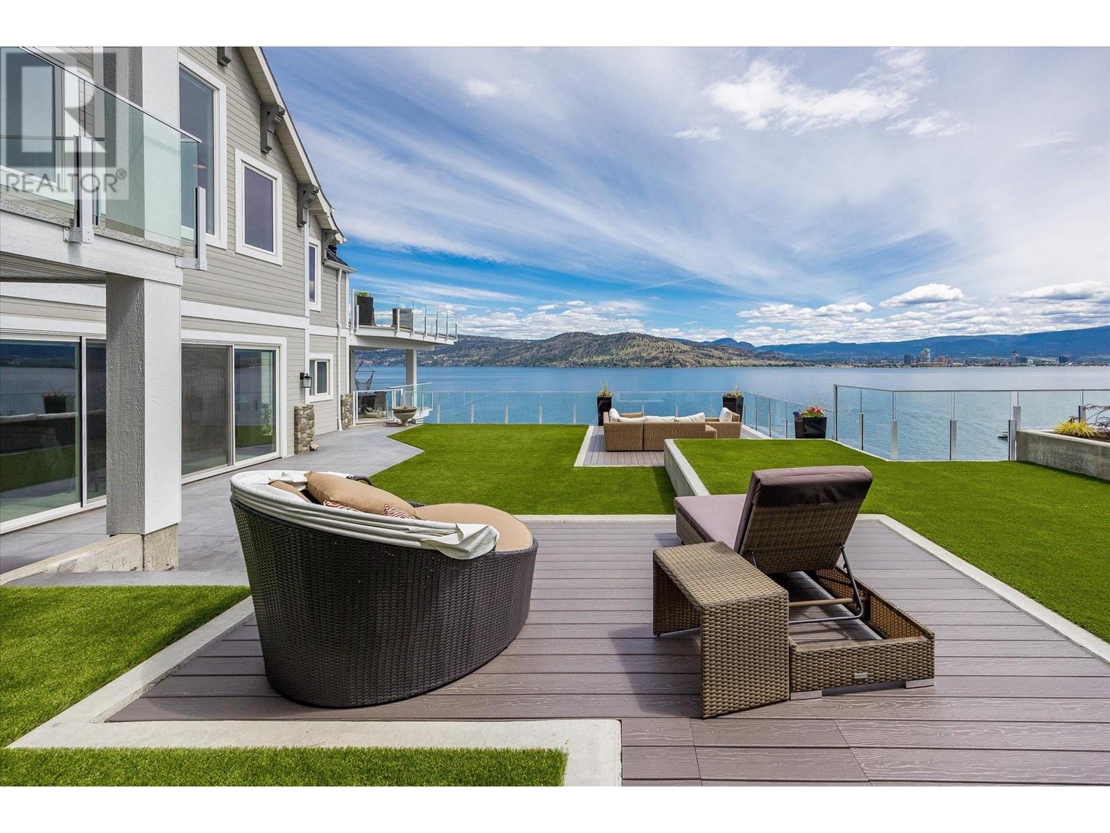 22 901 Westside Road South, West Kelowna