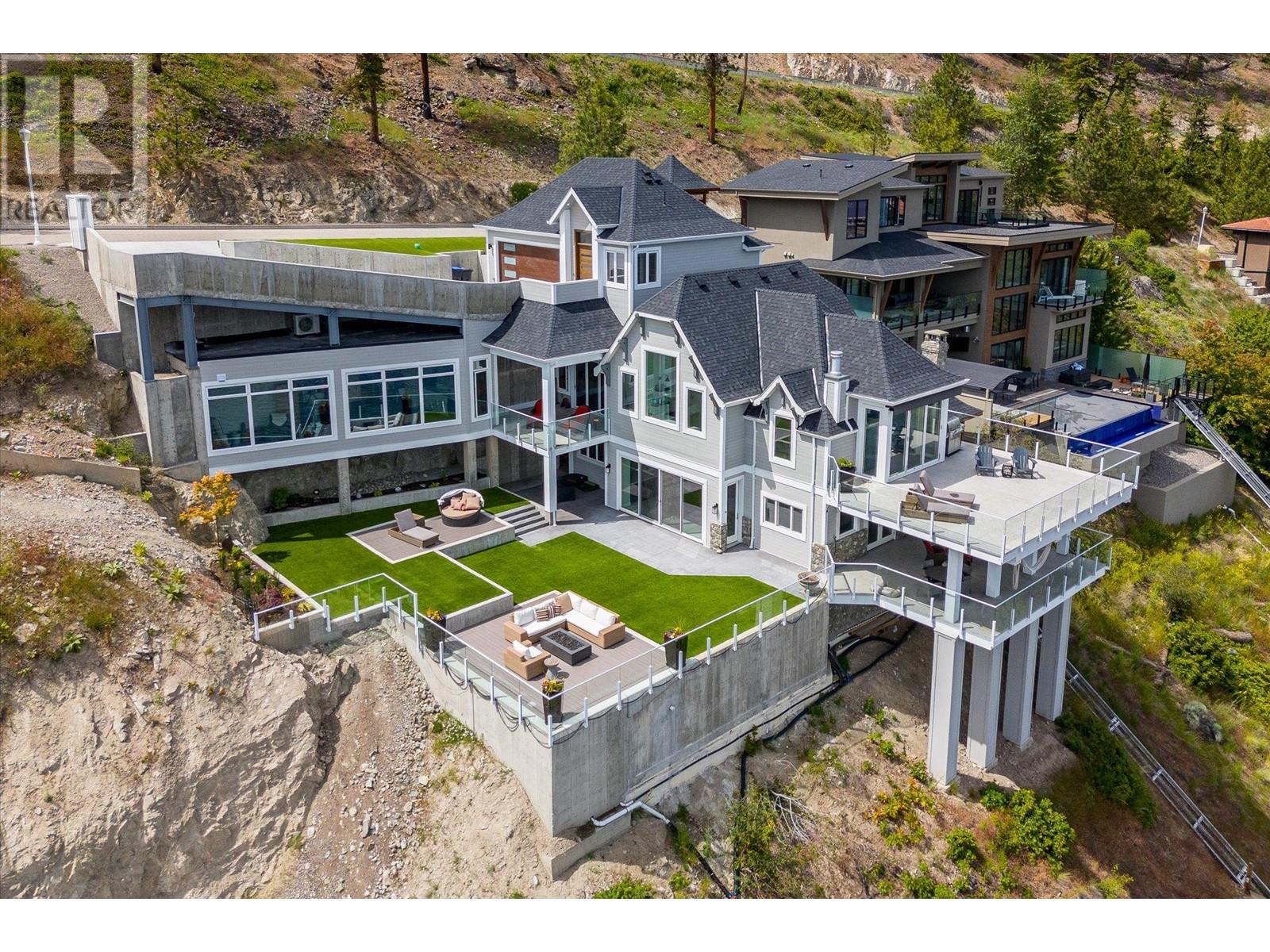 22 901 Westside Road South, West Kelowna