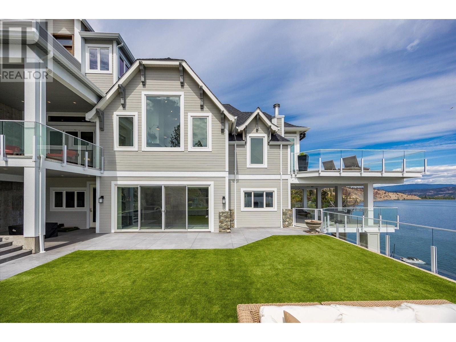 22 901 Westside Road South, West Kelowna