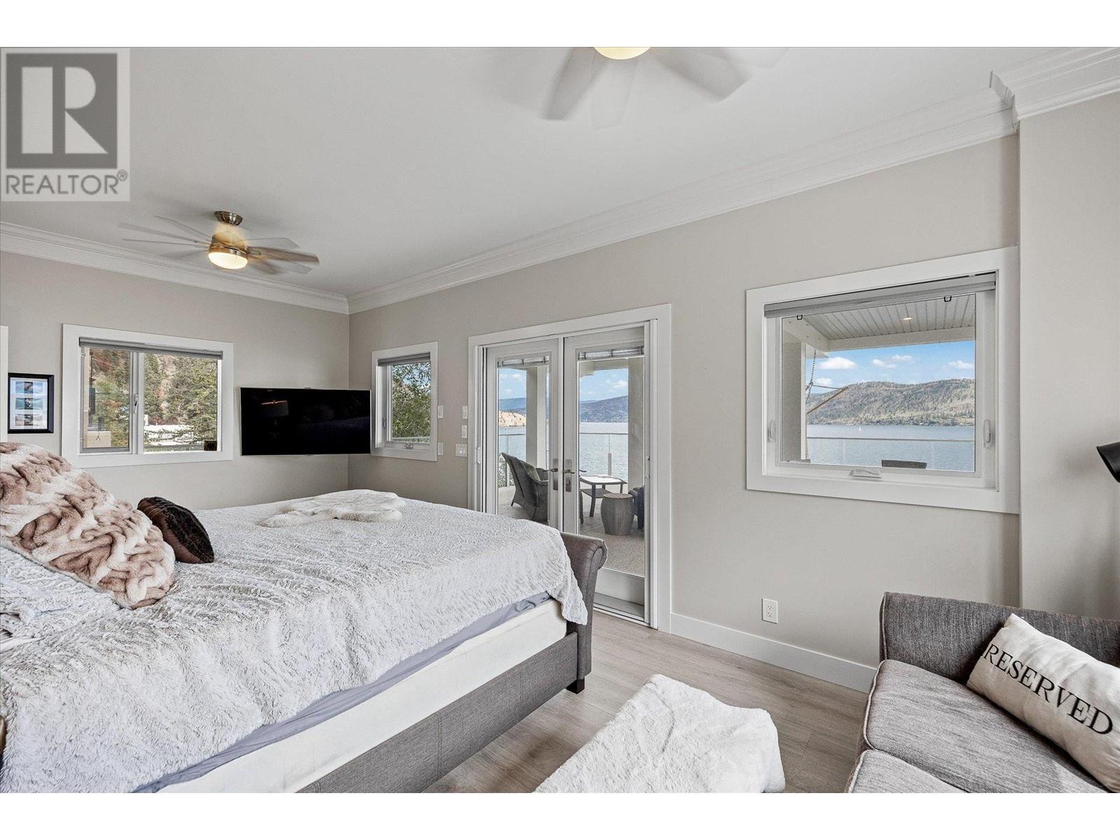 22 901 Westside Road South, West Kelowna