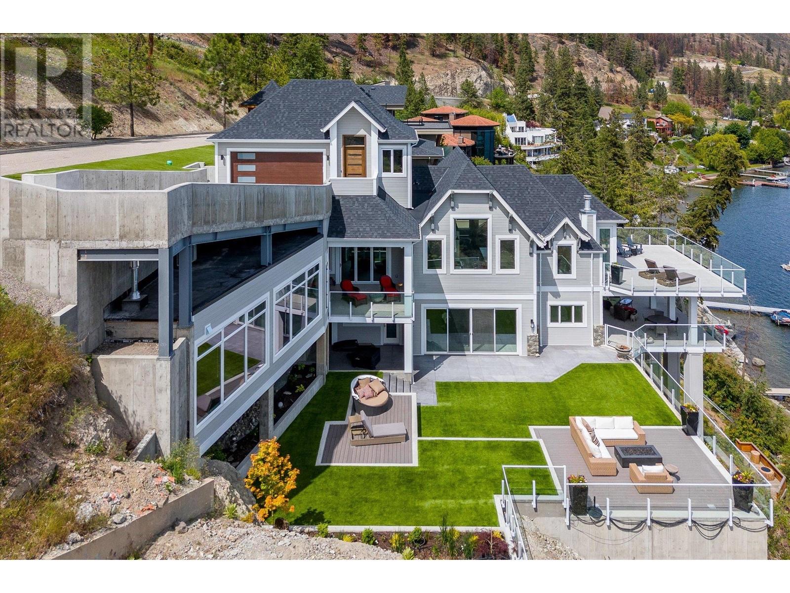 22 901 Westside Road South, West Kelowna