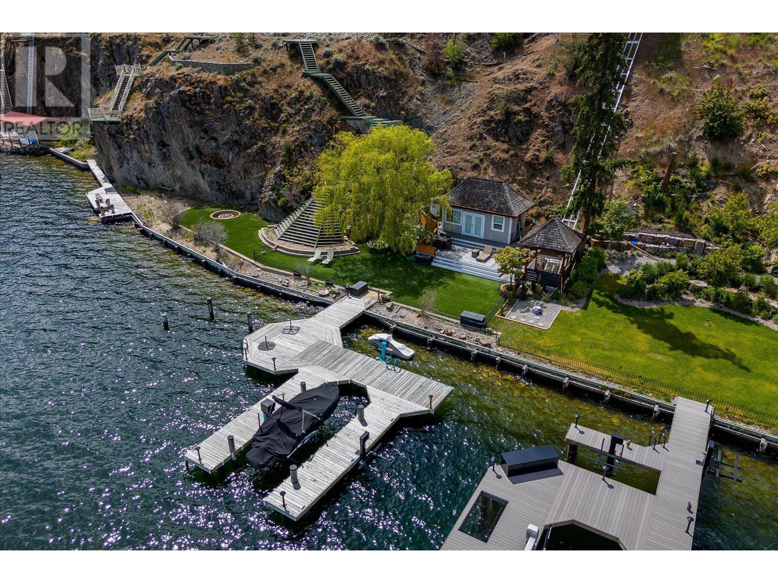 22 901 Westside Road South, West Kelowna