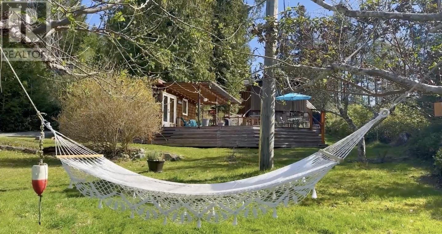 4509 POLLOCK ROAD, Madeira Park