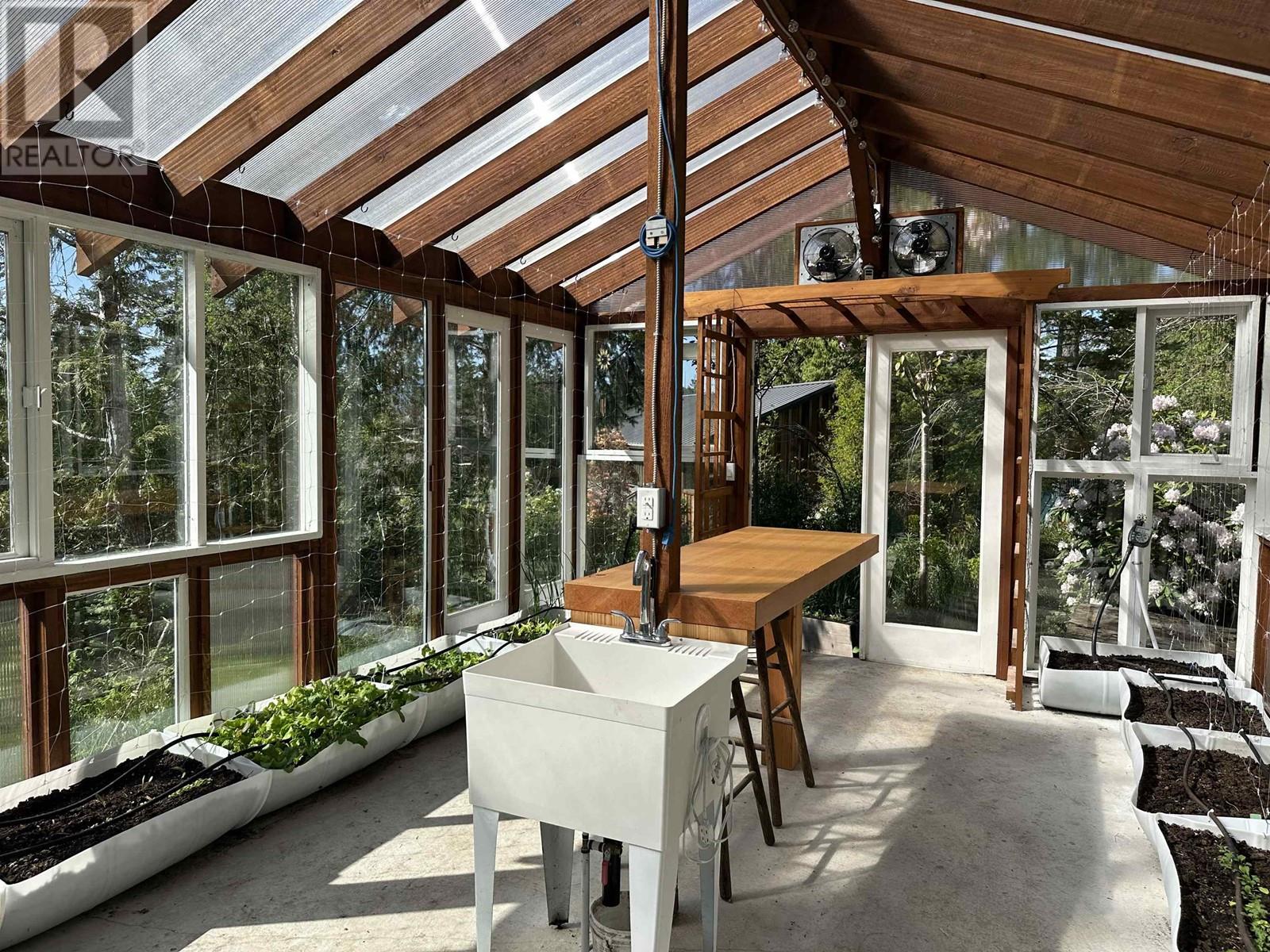 4509 POLLOCK ROAD, Madeira Park