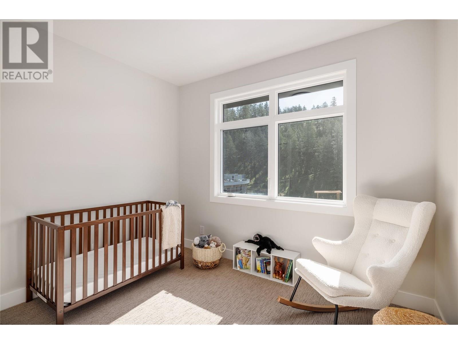 5 3425 Hilltown Drive, Kelowna