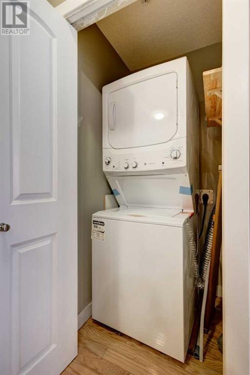 Single Family House for Sale in    Avenue SW Mission Calgary 