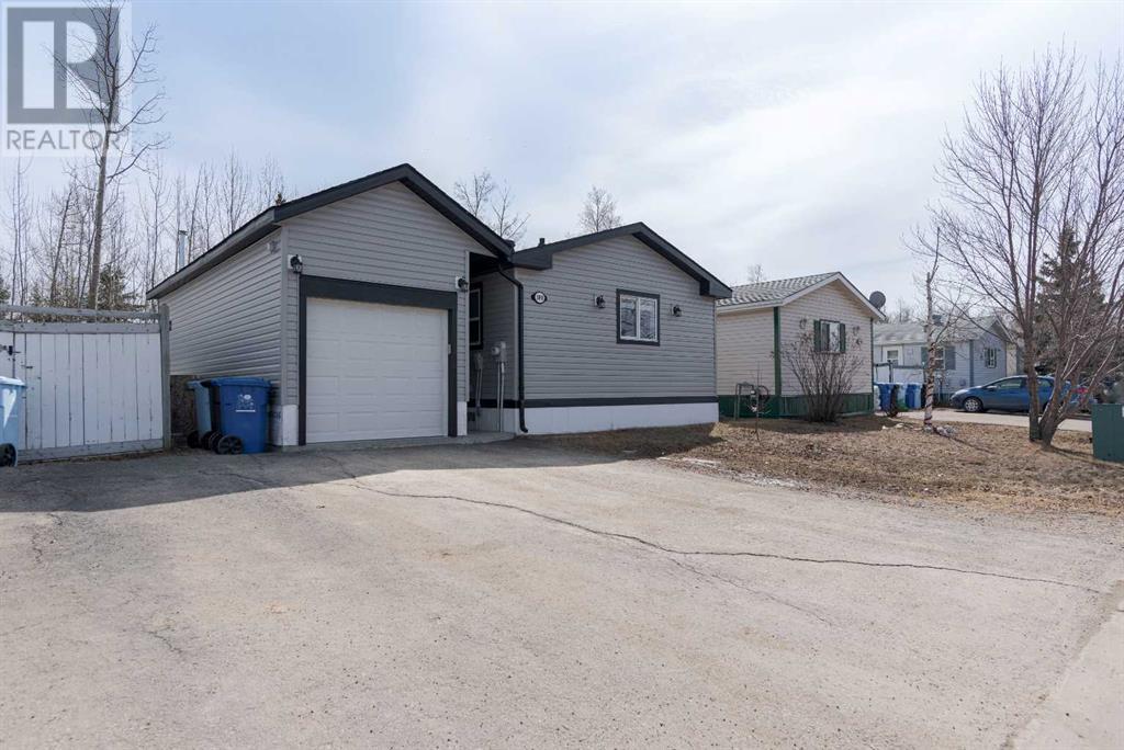 180 Harpe Way, Fort McMurray