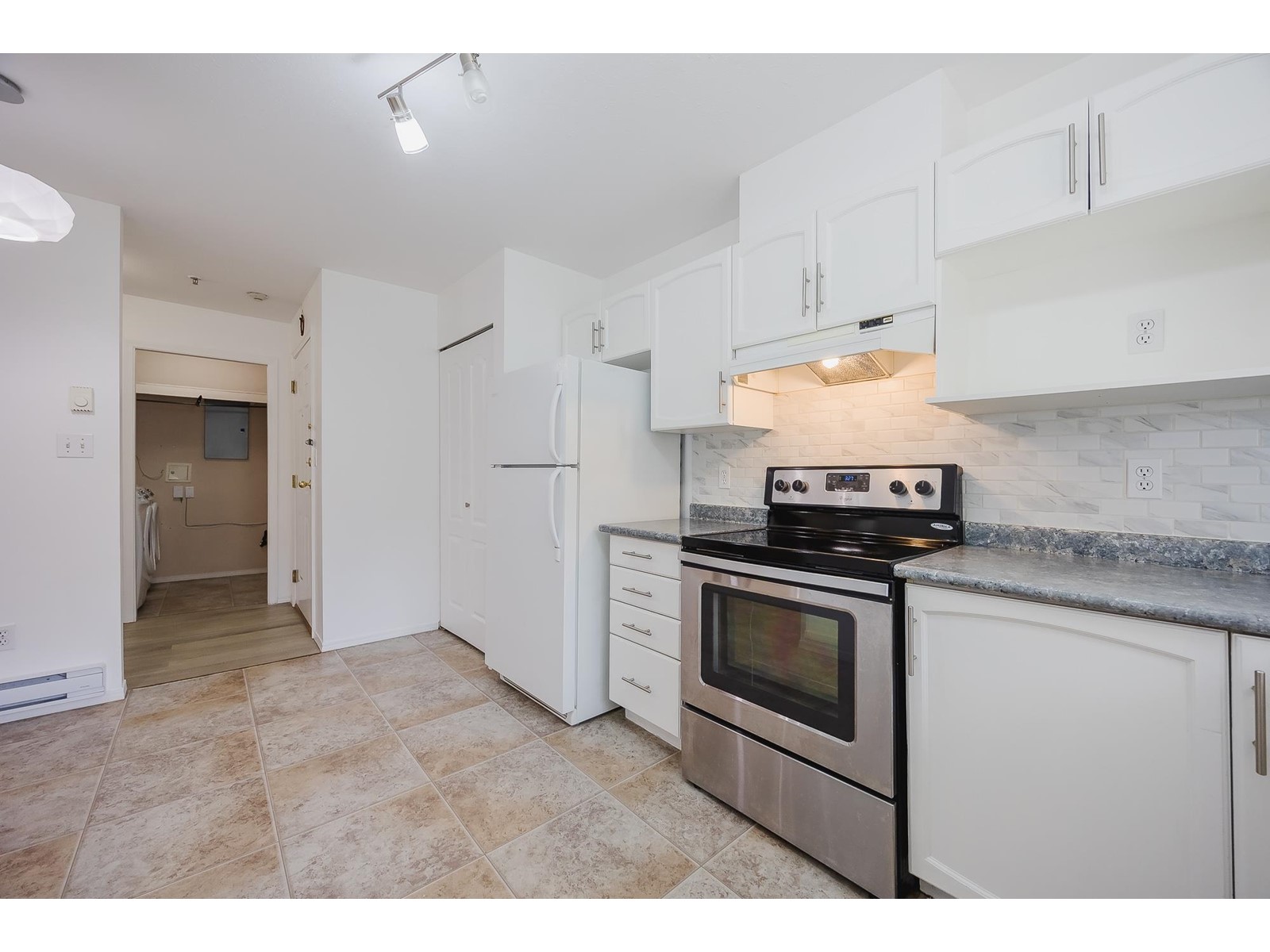 206 2962 TRETHEWEY STREET, Abbotsford