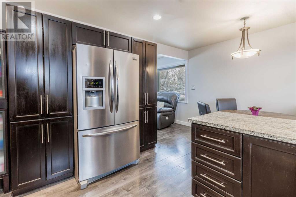 Single Family House Bungalow for Sale in  Hamlet Road SW Haysboro Calgary 