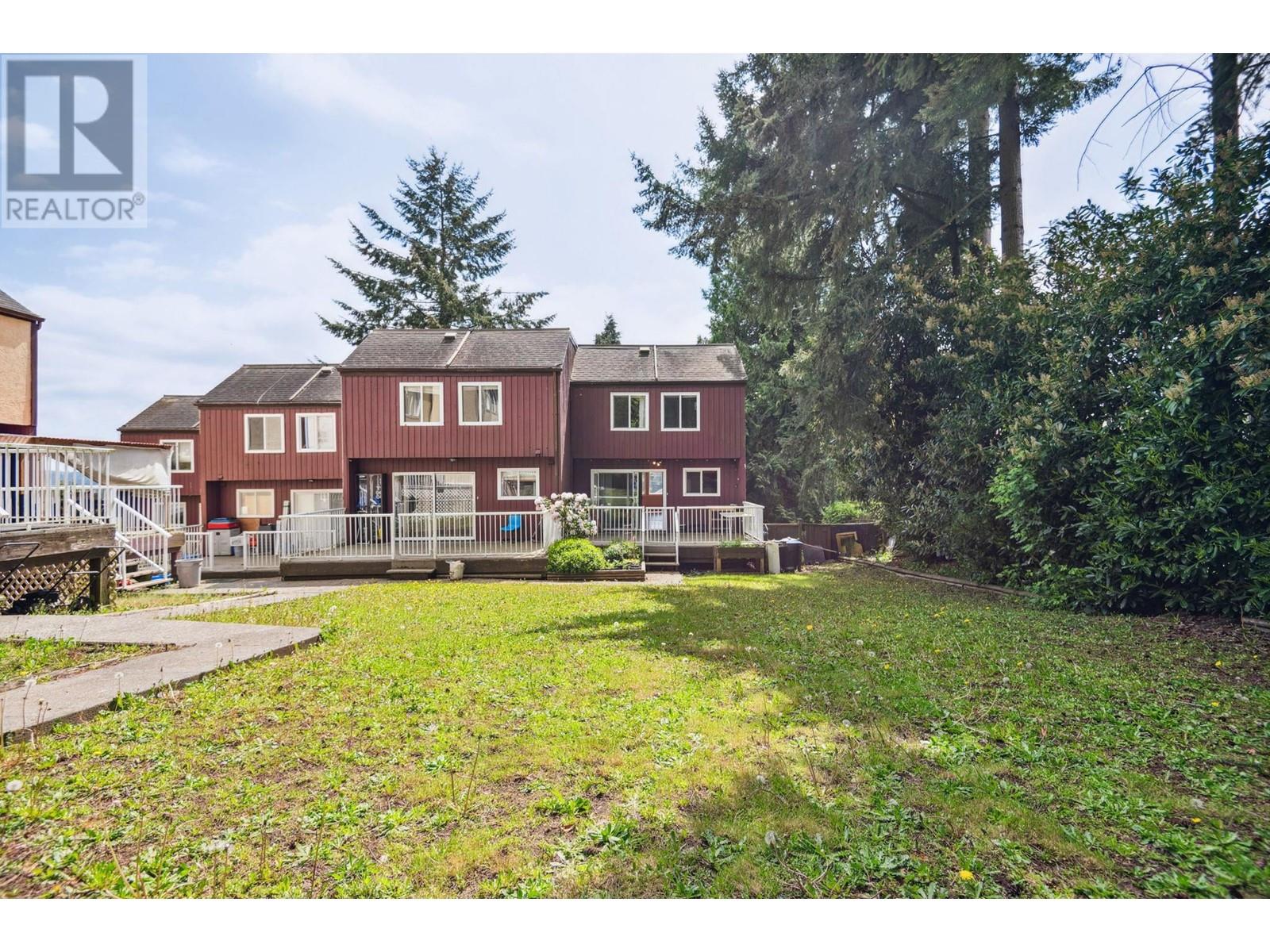 6 322 BEGIN STREET, Coquitlam