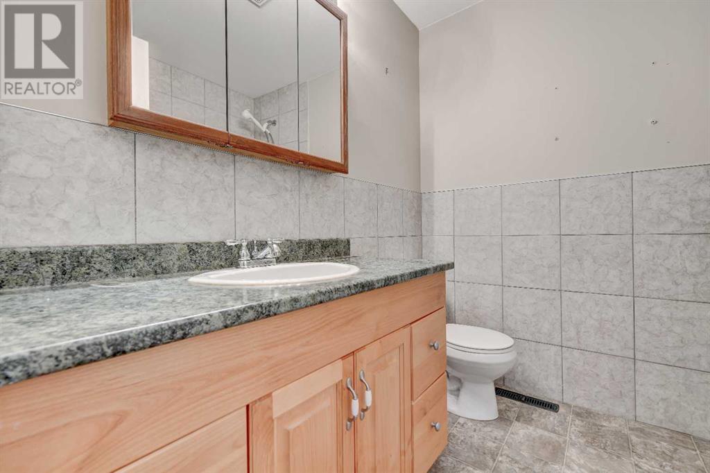 Single Family House Bungalow for Sale in   Avenue Mountview Grande Prairie 