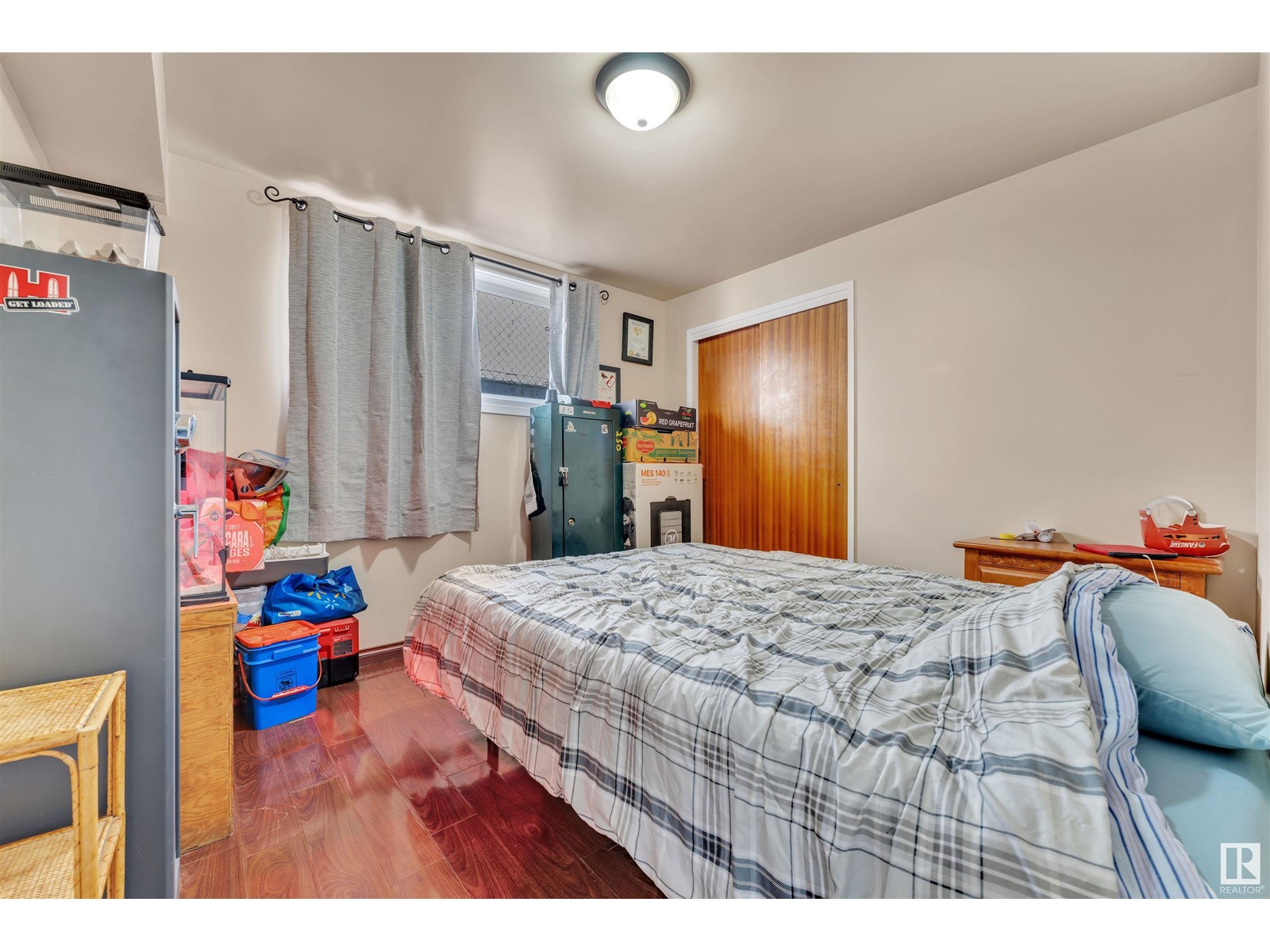 Single Family House Raised bungalow for Sale in   ST NW Edmonton 