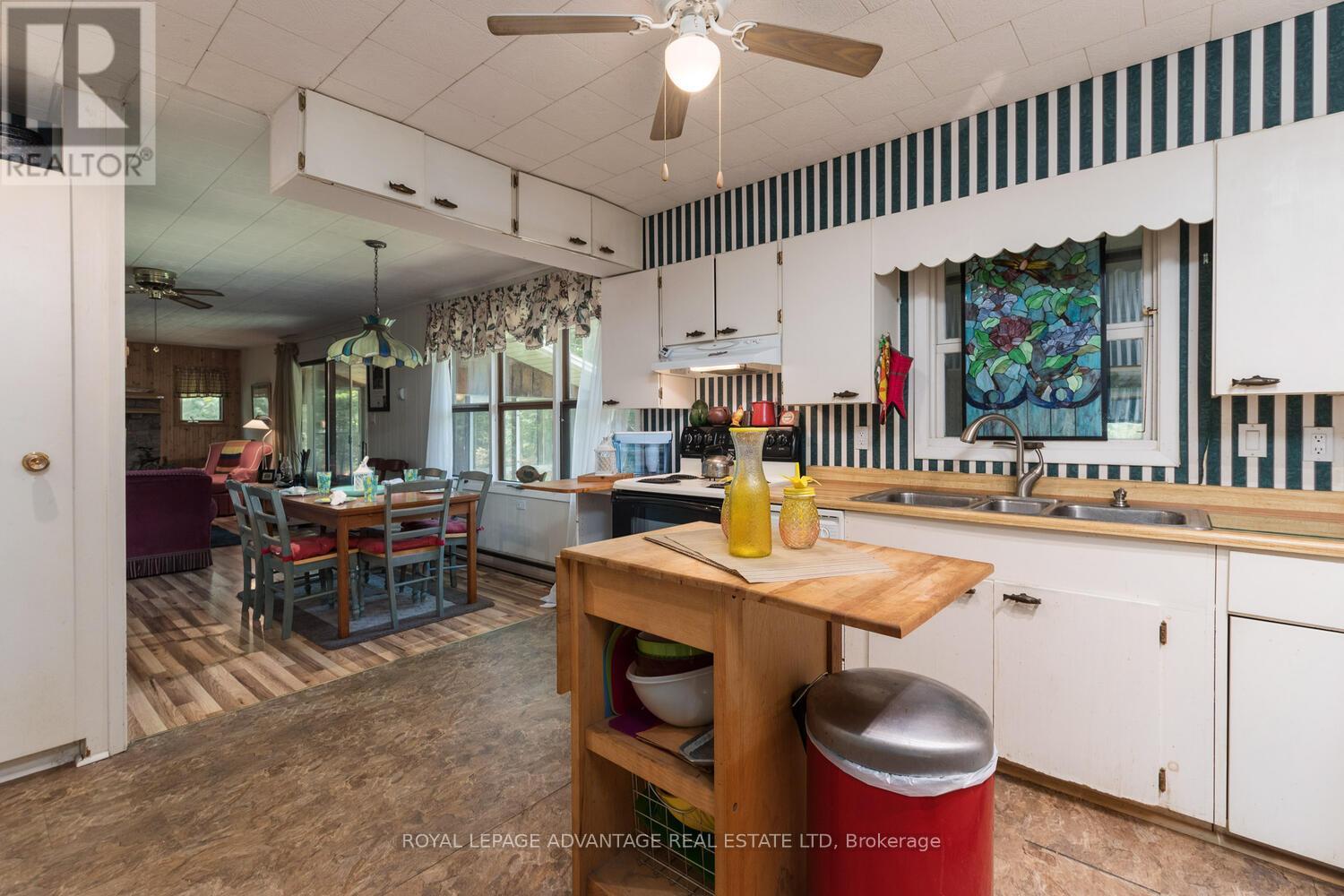 Photo 14 of 4418 Old Kingston Road, Rideau Lakes ON
