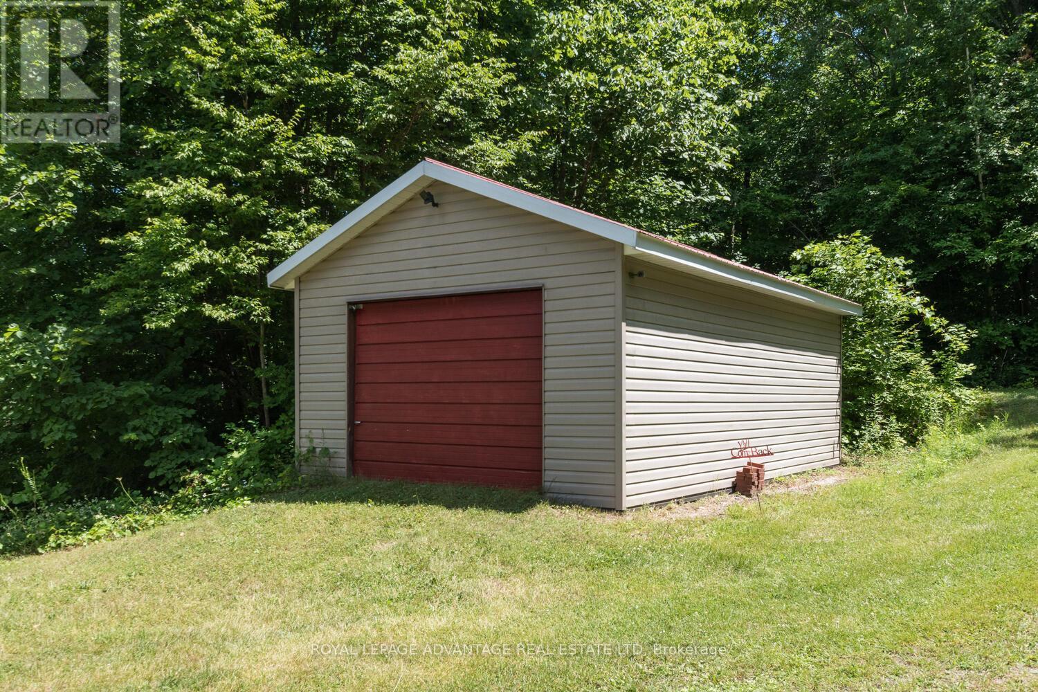 Photo 34 of 4418 Old Kingston Road, Rideau Lakes ON