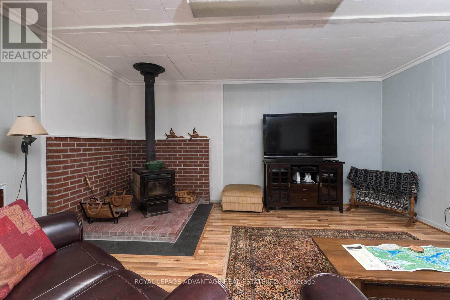 Photo 8 of 4418 Old Kingston Road, Rideau Lakes ON