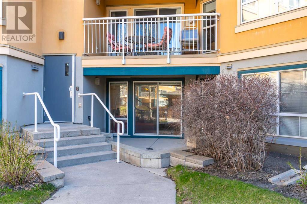 Single Family House for Sale in   Richard Place SW Lincoln Park Calgary 