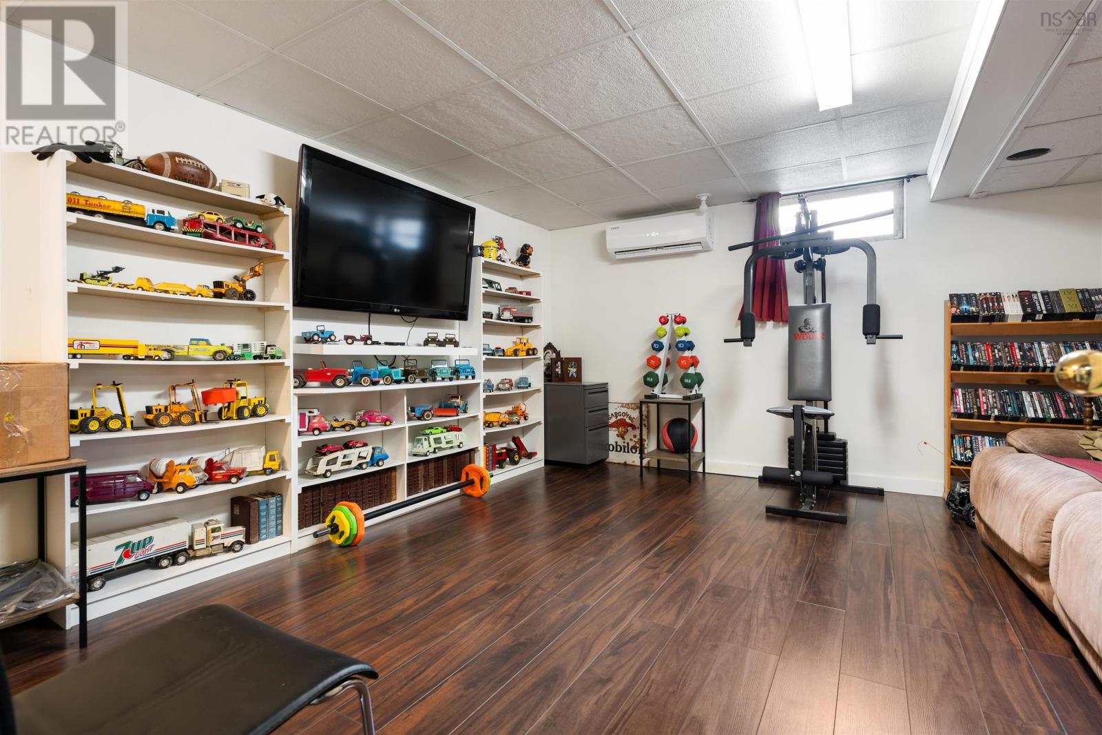 Property 26 of 49 of 684 St Marys Road