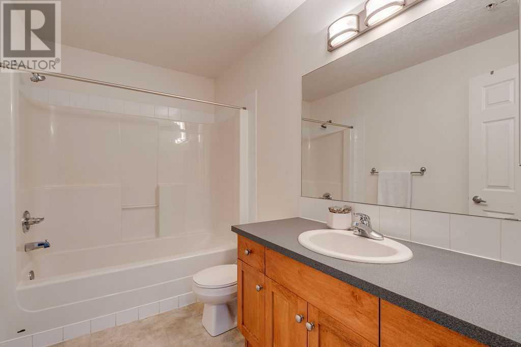 Single Family House for Sale in    Avenue SW South Calgary Calgary 