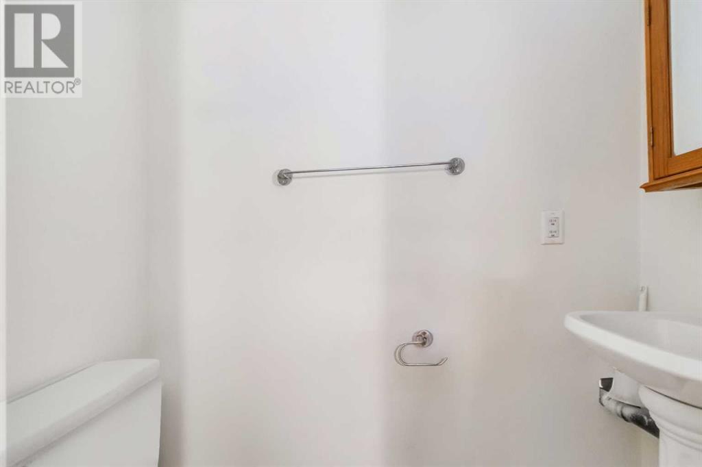 222 Windsor Drive, Fort McMurray