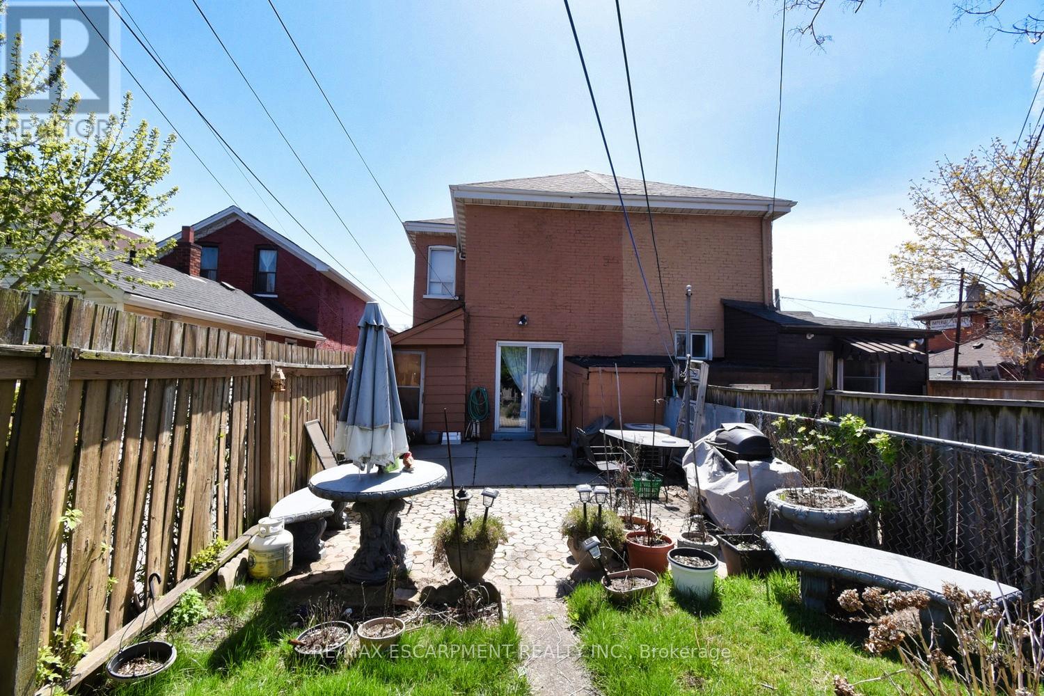Photo 19 of 241 Robert Street, Hamilton ON